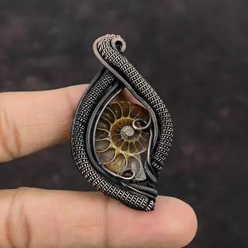 Кулон из аммонита ископаемой меди, кулон в проволочной обертке, драгоценный камень, медные украшения, кулон ручной работы, подарок для мамы, аммонит, ископаемые украшения для женщин