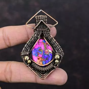 Кулон из бирюзы и розового георгина от Kingman, медная проволока, подвеска ручной работы, драгоценный камень, медные украшения, подарок для мамы, проволочные украшения