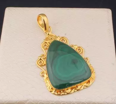 Кулон из малахитового драгоценного камня, кулон из малахитового камня в форме кинжала, кулон с позолотой 22K, кулон с камнем, эффектный кулон, лучший подарок