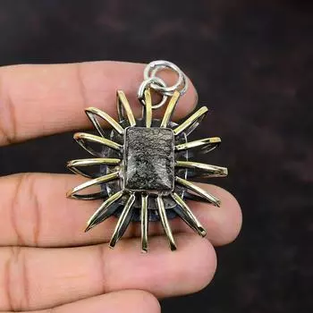 Кулон из марказита Ювелирные изделия ручной работы Подвеска в виде клетки Стерлингового серебра 925 пробы Кулон Дизайнерские ювелирные изделия из драгоценных камней Позолоченный 18-каратный кулон Подарок для женщин