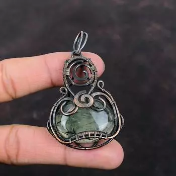Кулон из мха-пренита, медная проволока, обернутая драгоценным камнем, кулон, приличные медные украшения, стильный кулон, ювелирные изделия из проволочной обмотки, кулон ручной работы для подарка