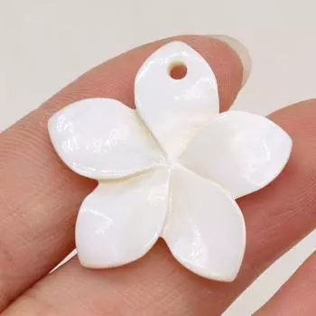 Кулон из натуральной белой пресноводной ракушки, винтажные резные цветочные подвески для самостоятельного изготовления женских ожерелий, серег, декоративных аксессуаров, ювелирных изделий 2Pcs/2525mm белый