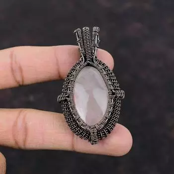 Кулон из розового кварца, кулон в медной проволоке, медные украшения, кулон ручной работы, ювелирные изделия в проволочной обертке, оригинальный кулон с драгоценным камнем, подарок для нее