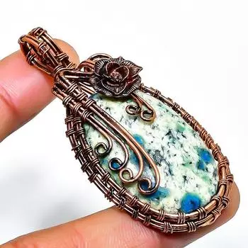 Кулон ручной работы из медной проволоки с драгоценным камнем K2 Blue Azurite, 2,36 дюйма 2.36 белый