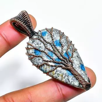 Кулон ручной работы из медной проволоки с драгоценным камнем K2 Blue Azurite, 2,36 дюйма 2.36 белый