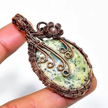 Кулон ручной работы из медной проволоки с драгоценным камнем K2 Blue Azurite, 2,36 дюйма 2.36 белый