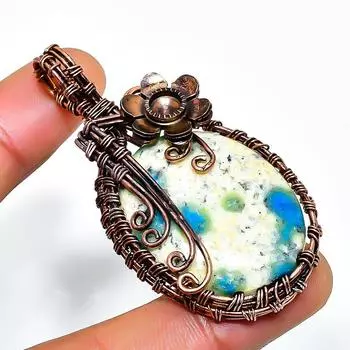 Кулон ручной работы из медной проволоки с драгоценным камнем K2 Blue Azurite, 2,36 дюйма 2.36 белый