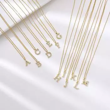 Кулон с 26 буквами, индивидуальная легкая роскошная микроинкрустированная вермикулитом, новая универсальная цепочка на ключицу из титановой стали, женская
