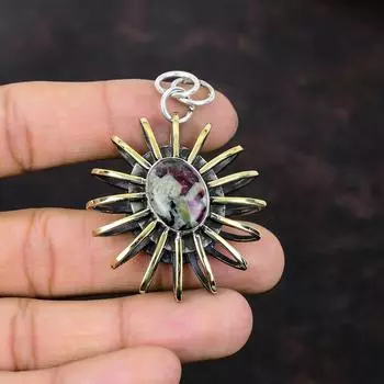 Кулон с эвдиалитом, драгоценный камень, ювелирные изделия ручной работы, подвеска из стерлингового серебра 925 пробы, позолоченный 18-каратный кулон, ювелирные изделия в виде клетки, удивительный кулон, подарок для мамы