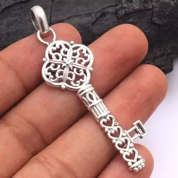 Кулон с ключом, Ювелирные изделия ручной работы, Серебряный кулон, Серебро 925 пробы, Серебряный кулон с подвеской
