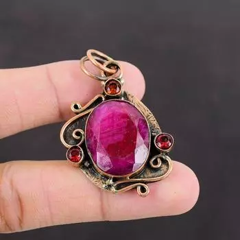 Кулон с ограненным кашмирским рубином, кулон с мозамбикским гранатом, медный кулон, ювелирные изделия из драгоценных камней, кулон ручной работы, подарок для нее, дизайнерские медные украшения