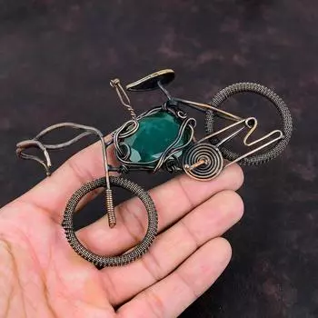 Кулон с ограненным замбийским изумрудом, обернутый медной проволокой, ювелирное изделие в виде цикла, ручная работа, уникальный стиль, кулон, драгоценный камень, медное ювелирное изделие, подарок для нее