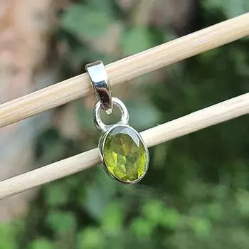 Кулон с перидотом, Стерлинговое серебро 925 пробы, Ювелирные изделия ручной работы, Подарок от камня, Серебряный кулон, Женские украшения, Кулон Рейки