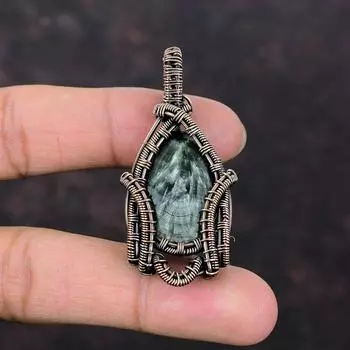 Кулон с серафинитом, медная проволока, кулон, драгоценный камень, медные украшения, кулон ручной работы, подарок для матери, ювелирные изделия с серафинитом, элегантный кулон