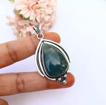 Кулон с синим апатитом/Неоново-синий кулон с апатитом/Ожерелье с синим апатитом