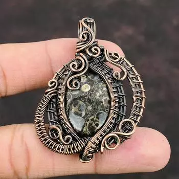 Кулон Turritella с агатом, медная проволока, кулон, кулон с драгоценным камнем, подарок для нее, женские ювелирные изделия ручной работы, свадебный подарок, кулон в обертке с камнем