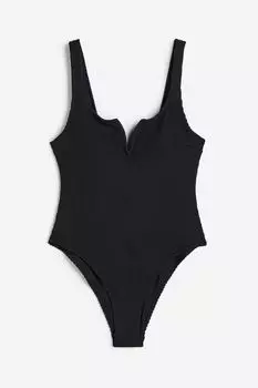 Купальник с высоким вырезом