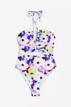 Купальник с высоким вырезом