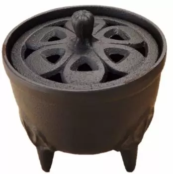 Курильница для благовоний Iwachu, лепесток, черный корпус, размер x H9, железная посуда Nanbu 29206 (см) 8,5 чёрный