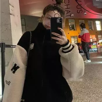 Куртка бейсбольная для девочек из овечьей шерсти 300 г, зимняя, утолщенная, универсальная, студенческая, американская модная тенденция S темно-коричневого