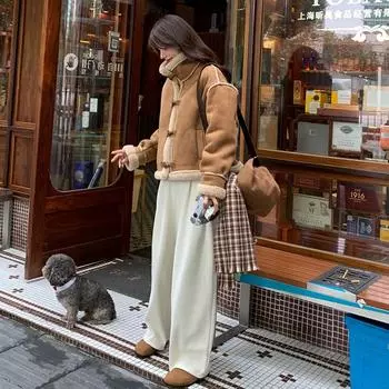 Куртка College Wind Lokomotiv с мехом и интегрированной овечьей шерстью, женская, зима 2024, новая, маленькая, свободная, утолщенная, из оленьей кожи, бархат S [85-52.5kg]