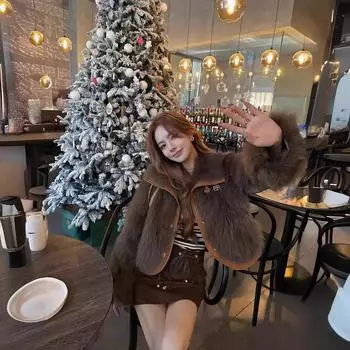 Куртка из меха лисы Sunset Dusk Maillard Coffee Light Luxury Temperament Fashion Square Collar для женщин из норки Short S темно-коричневого