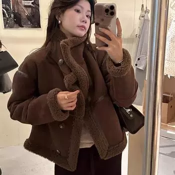 Куртка из замши цвета лимона и зеленого чая LIMON 2024 года с воротником-стойкой из овечьего меха, короткая куртка с интегрированным мехом One size