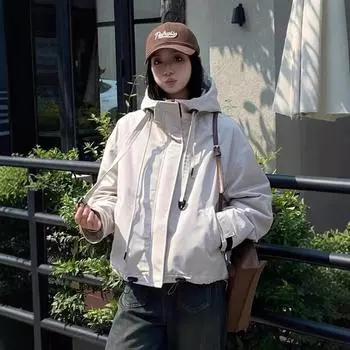 Куртка с капюшоном женская зимняя, новая маленькая повседневная модная короткая бархатная куртка топ M(80-110) хаки