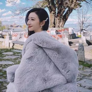 Куртка с мехом женская свободная зимняя толстовка с капюшоном из меха кролика Рекс, среднее и длинное плюшевое пальто S белый