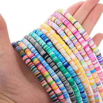 Кусочки цветной глины и бусины-разделители для самодельных украшений: Браслеты, ожерелья, аксессуары