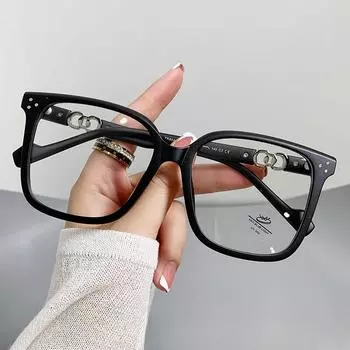 Квадратные метры для ногтей, большая коробка, антисиние очки, маленькая красная книга с такой же корейской версией простого лица, которую можно сочетать с очками для близорукости Tide Girl. Blue light prevention