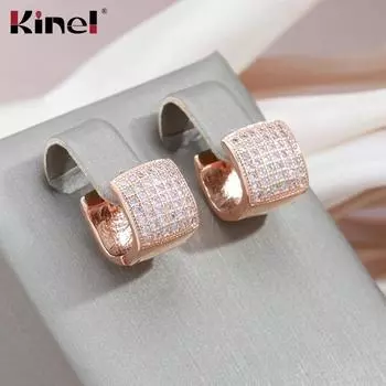 Квадратные серьги Kinel цвета розового золота с подвесками и цирконием розового золота