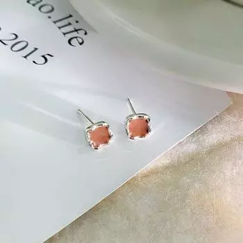Квадратные серьги на клею, нишевый дизайн, маленькие и изысканные, повседневный стиль, легкий, роскошный, для поездок на работу, универсальный