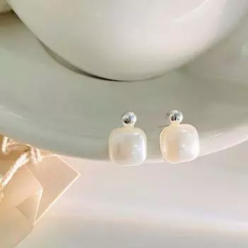 Квадратные жемчужные серьги легкие роскошные женские стиль французский элитный нишевый дизайн новые женские