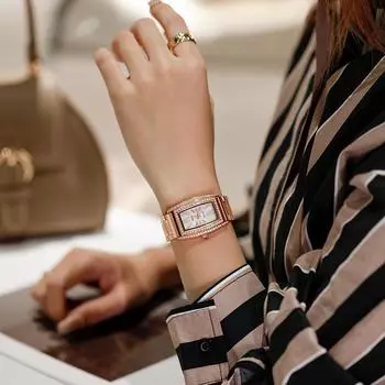 Квадратные женские поясные часы Простые женские часы Модные поясные кварцевые модные женские наручные часы Стразы