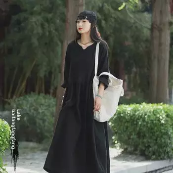 Льняное двухслойное свободное платье с V-образным вырезом - весна/лето в стиле ретро One Size