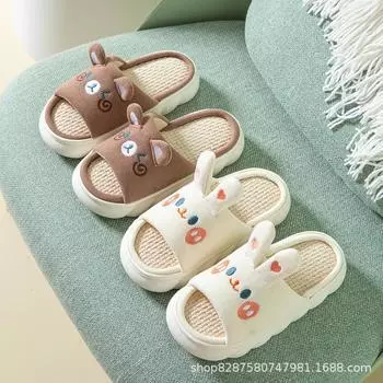 Льняные тапочки с рисунком медведя из мультфильма для мужчин, весна и осень, новые удобные и легкие домашние летние тапочки для пар из хлопка и льна для женщин 36-37