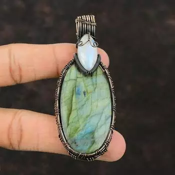 Labradorite Gemstone Pendant Copper Wire Wrapped Pendant Rainbow Moonstone Pendant Handmade Copper Wire Jewelry Birthstone Pendant For Gift