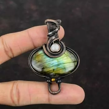 Labradorite Pendant Rainbow Moonstone Pendant Copper Wire Wrapped Pendants Natural Gemstone Pendant Handmade Pendant Copper Jewelry For Gift