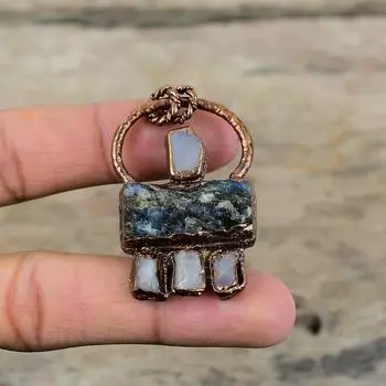 Лабрадорит грубый кулон электроформованный медный кулон Радужный лунный камень грубый кулон электроформованный ювелирный драгоценный камень кулон подарок для женщин