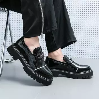 Мужские туфли из лакированной кожи на толстой подошве Модный минималистичный дизайнерский стиль Для отдыха на свежем воздухе Для вечеринок Повседневная офисная молодежная обувь 38 чёрный