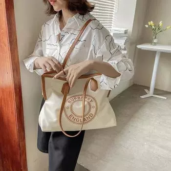 Ladies bag fashion nylon tote bag niche design shoulder bag large capacity literary shoulder bag чёрный