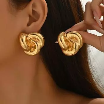Ladies jewelry, geometric light luxury thread twist design metal earrings niche premium stud earrings