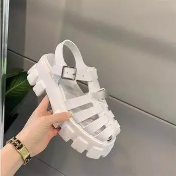 Женские летние римские сандалии с капюшоном и толстым каблуком 35 белый