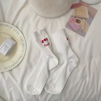 Lady Spring and Autumn Embroidery Flower Lovely Rabbit Wild Build College Wind Tube Stack Socks 1 pair