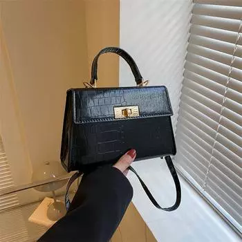 Лакированная сумка женская весна 2024 года популярная персонализированная повседневная сумка через плечо ретро сумка через плечо подмышкой простая сумка-мессенджер синий