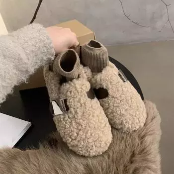 Lamb wool shoes women s outer wear 2025 autumn and winter Korean version retro flat-bottomed one-pedal Doudou shoes velvet cotton shoes 35