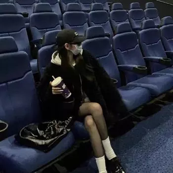 Lamb wool winter new curly Teddy wool lamb wool coat women s black fur integrated loose plush coat S чёрный