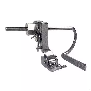 Лапка для швейной машины с направляющей для стегания и пэчворка