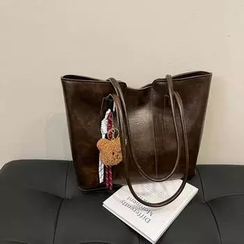 Large capacity bag women s autumn and winter versatile 2025 new retro simple versatile shoulder shopping bag tote bag